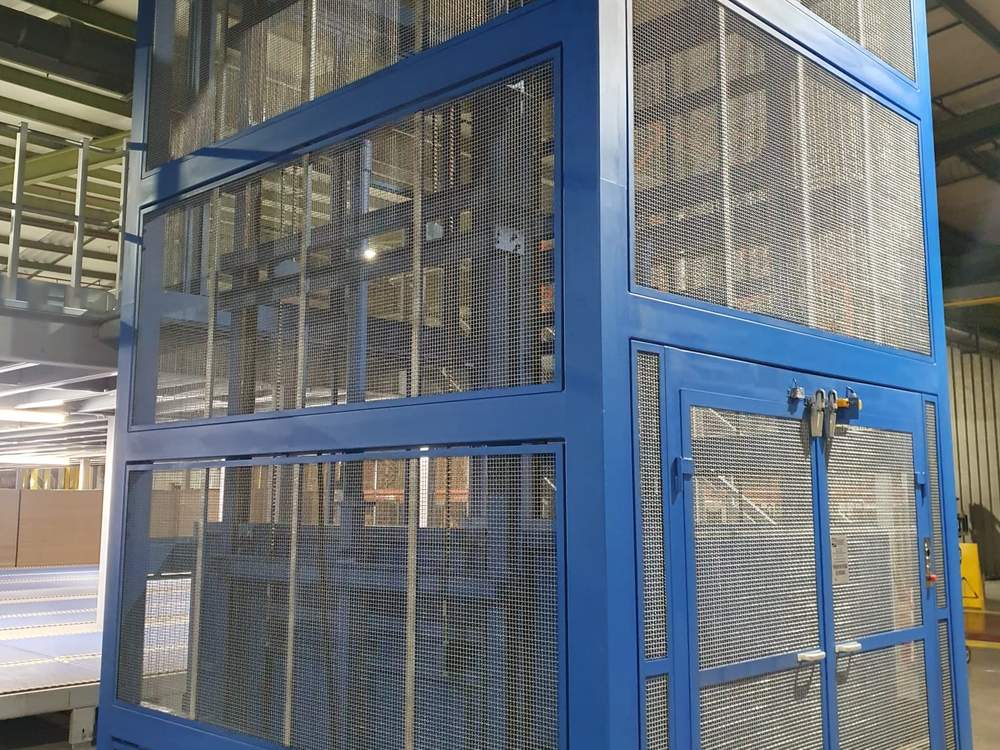 Montacargas industrial fabricado e instalado en Barcelona
