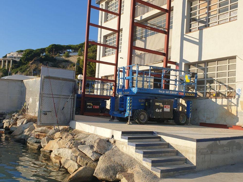 Montacargas industrial fabricado e instalado en Barcelona